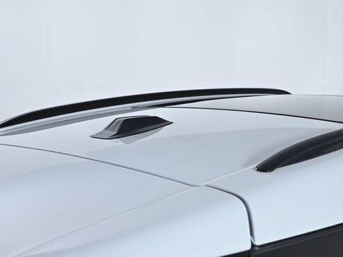 Used 2025 MINI Cooper Countryman SE w/ Comfort Package Max image 10