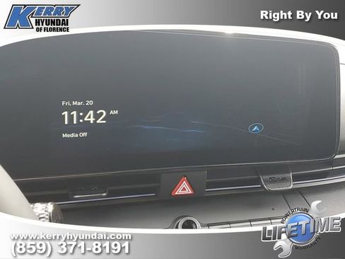 New 2026 Hyundai Elantra Sport FWD image 25