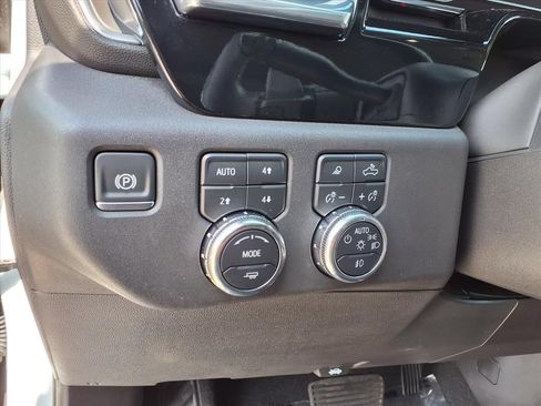 Used 2025 GMC Sierra 1500 SLT w/ SLT Premium Package AWD/4WD image 23