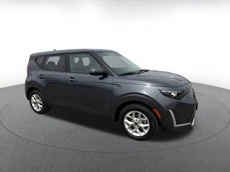 Used 2025 Kia Soul LX w/ LX Technology Package FWD video 2