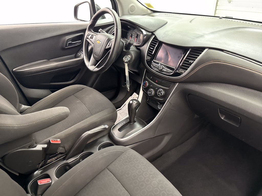 Used 2020 Chevrolet Trax LS w/ Tint and Cruise Package FWD image 24