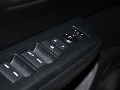 Certified 2025 Honda CR-V Sport image 33