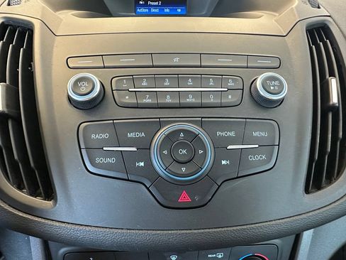 Used 2019 Ford Escape S FWD image 4
