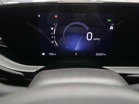 Used 2025 Buick Envista Sport Touring w/ Convenience I Package FWD image 12