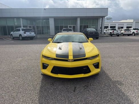 Used 2017 Chevrolet Camaro SS RWD image 2
