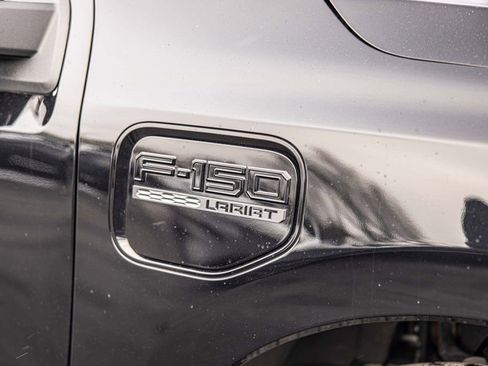 Used 2022 Ford F150 Lightning Lariat image 16