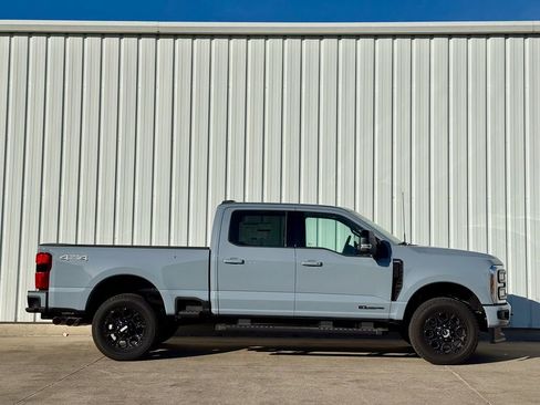 New 2025 Ford F350 Lariat w/ Lariat Ultimate Package image 6