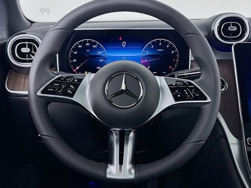 New 2026 Mercedes-Benz GLC 300 4MATIC image 17