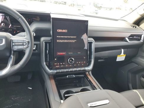 New 2026 GMC Yukon XL Denali w/ Sun & Power Step Package AWD/4WD image 14