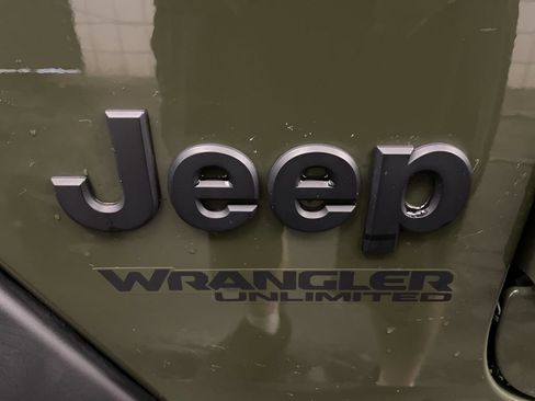 Used 2021 Jeep Wrangler Unlimited Sport AWD/4WD image 21