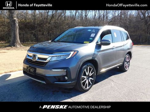 Used 2022 Honda Pilot Touring image 1