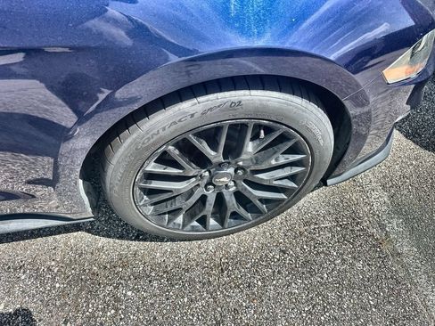 Used 2020 Ford Mustang GT Premium w/ GT Performance Package RWD image 11