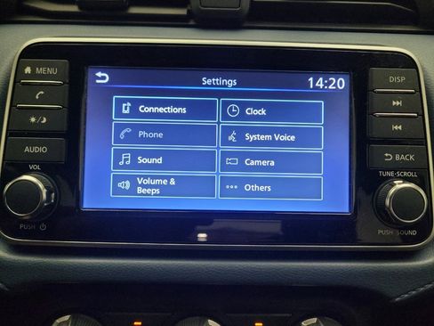 Used 2025 Nissan Versa SV FWD image 25