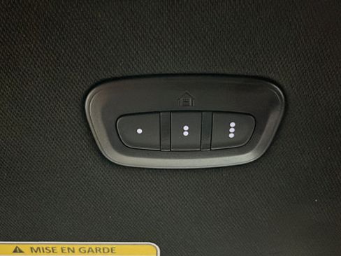 Used 2023 Jeep Wagoneer 4WD w/ Premium Group I image 35