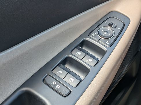 Used 2020 Hyundai Santa Fe SEL FWD image 22
