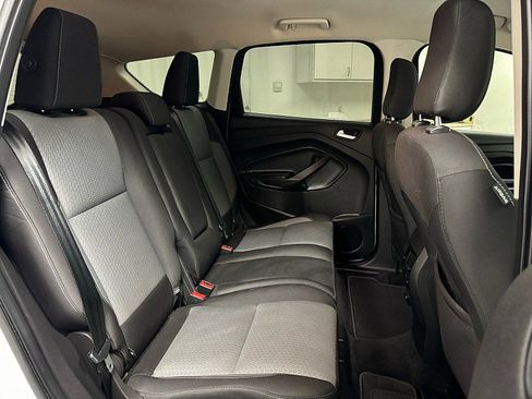 Used 2018 Ford Escape SE w/ Ford Safe & Smart Package image 13