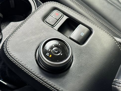 Used 2023 Ford Mustang Mach-E Select image 21