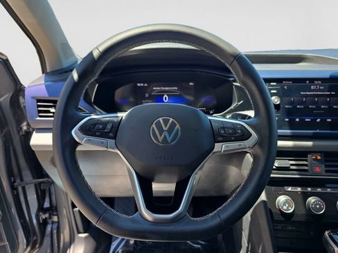 Certified 2023 Volkswagen Taos SE w/ Panoramic Sunroof Package AWD/4WD image 13