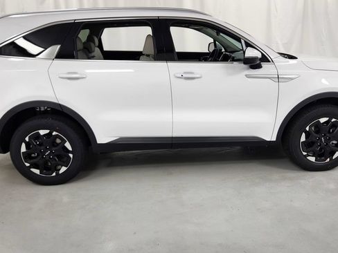 New 2026 Kia Sorento S w/ S Panoramic Sunroof Package AWD/4WD image 2