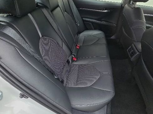 Used 2024 Toyota Camry XSE FWD image 17