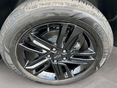 Used 2025 Chevrolet Trax ACTIV w/ Driver Confidence Package image 14