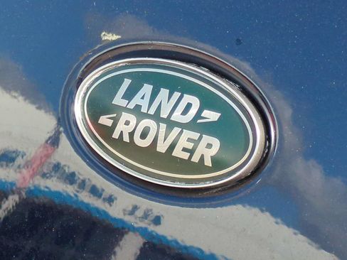 Used 2022 Land Rover Discovery S AWD/4WD image 33