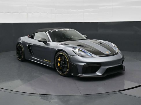 Certified 2025 Porsche 718 Boxster Spyder RS RWD image 26