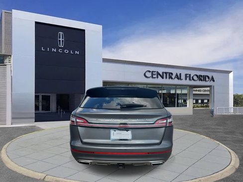 Certified 2021 Lincoln Nautilus Reserve AWD/4WD image 4