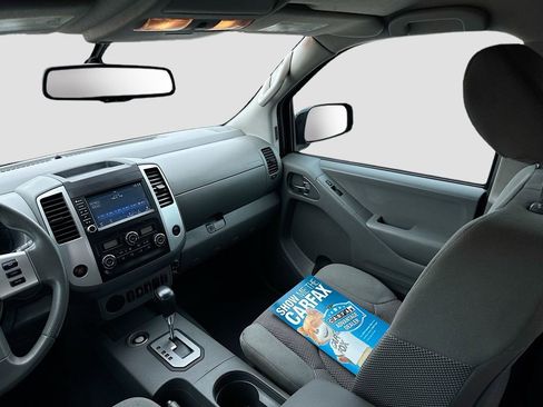 Used 2021 Nissan Frontier SV w/ Midnight Edition Floor Mats image 21