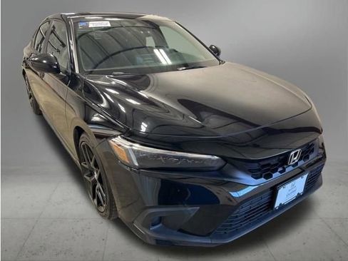 Used 2024 Honda Civic Sport image 9