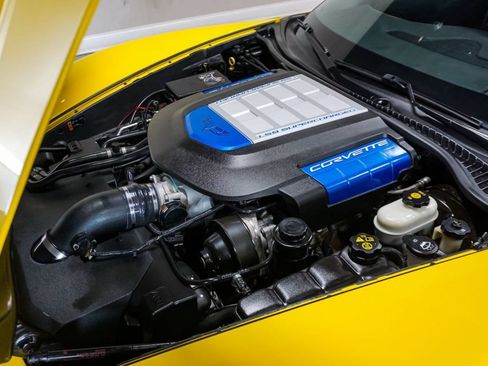 Used 2013 Chevrolet Corvette ZR1 w/ 3ZR Preferred Equipment Group RWD image 13