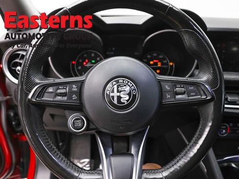 Used 2020 Alfa Romeo Stelvio AWD image 10