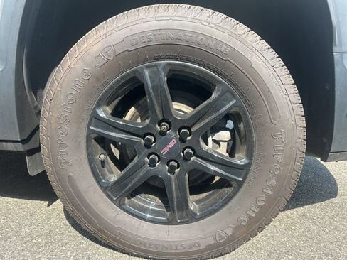 Used 2023 GMC Acadia AT4 w/ Trailering Package AWD/4WD image 7