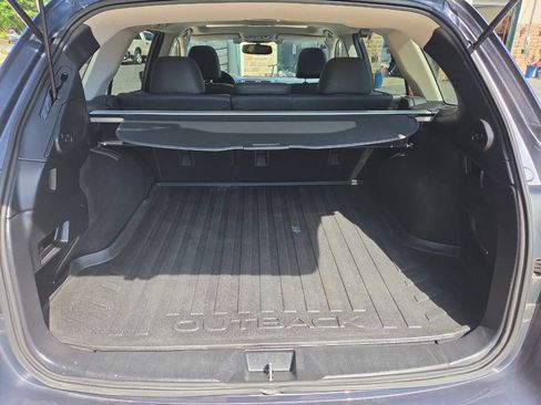 Used 2015 Subaru Outback 2.5i Limited AWD/4WD image 22