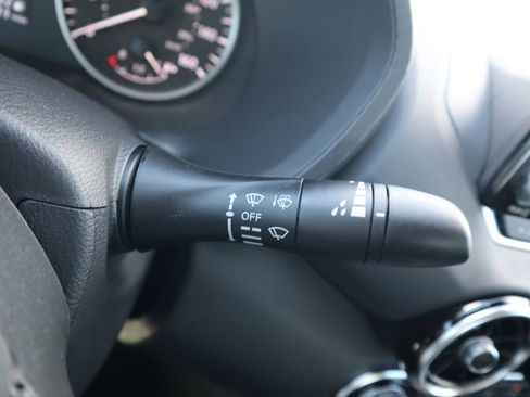 New 2025 Nissan Sentra S image 18