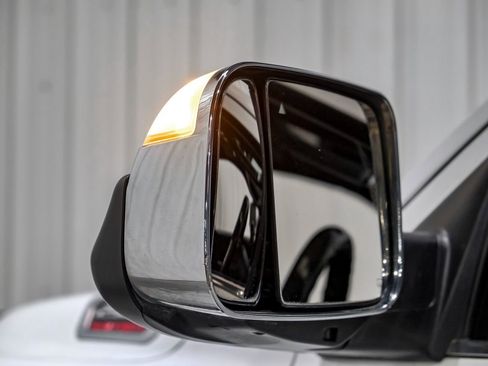 Used 2022 RAM 2500 Limited image 40