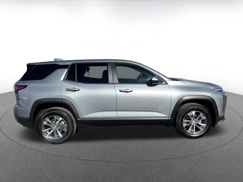 Used 2025 Chevrolet Equinox LT image 16