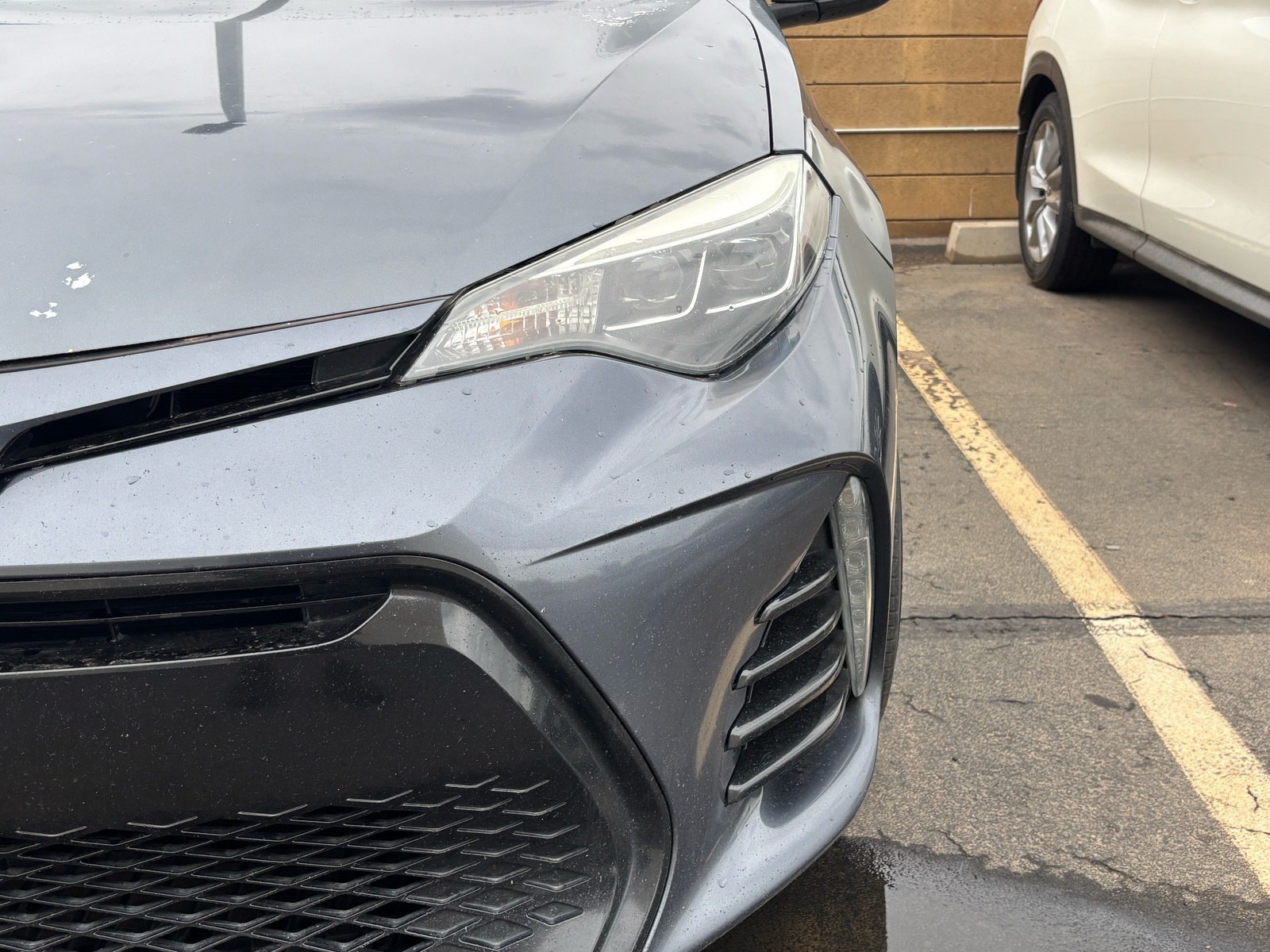 Used 2017 Toyota Corolla SE FWD image 8