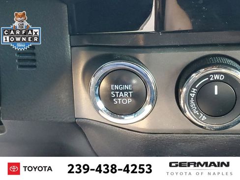 Used 2018 Toyota Tacoma SR5 image 32