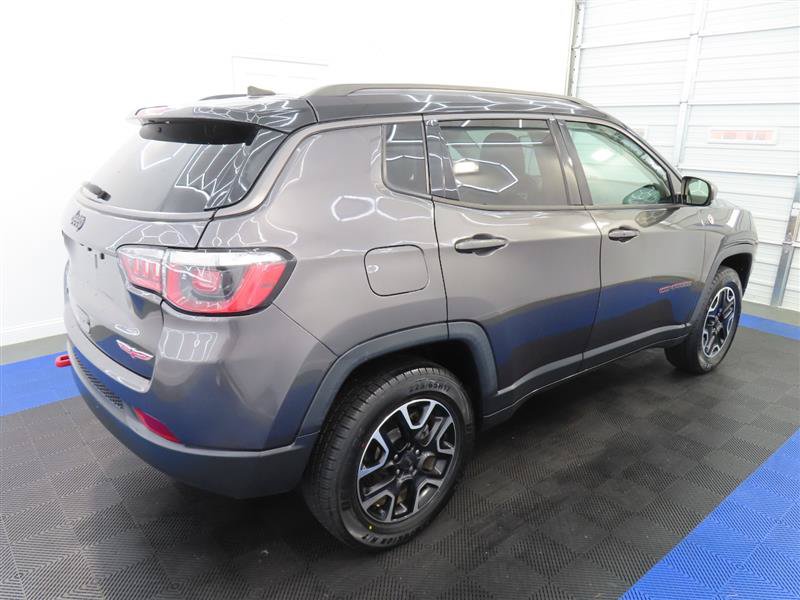Used 2020 Jeep Compass Trailhawk AWD/4WD image 19