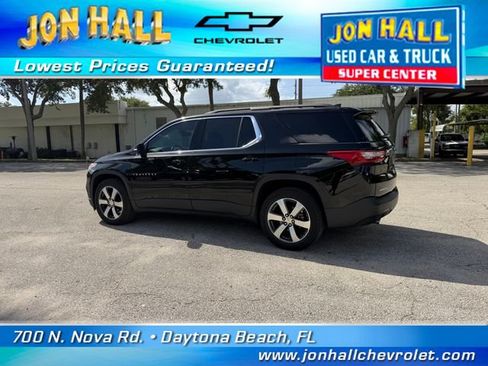 Used 2020 Chevrolet Traverse LT w/ LT Premium Package FWD image 6
