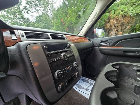 Used 2008 GMC Yukon SLE AWD/4WD image 19