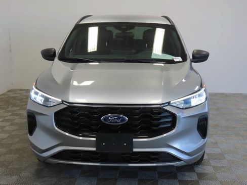 Used 2024 Ford Escape ST-Line w/ Tech Pack #1 FWD image 2