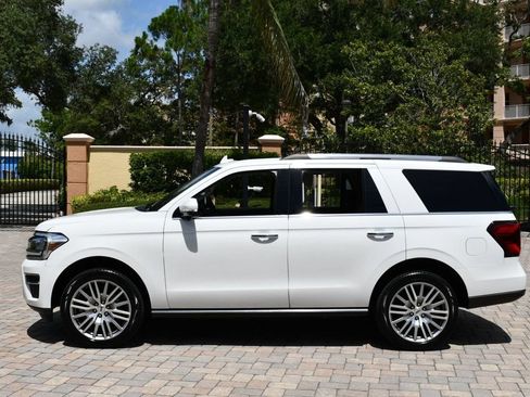 Used 2022 Ford Expedition Limited AWD/4WD image 27