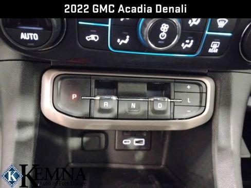 Used 2022 GMC Acadia Denali w/ Denali Ultimate Package image 25