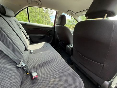 Used 2008 Toyota Yaris S FWD image 14
