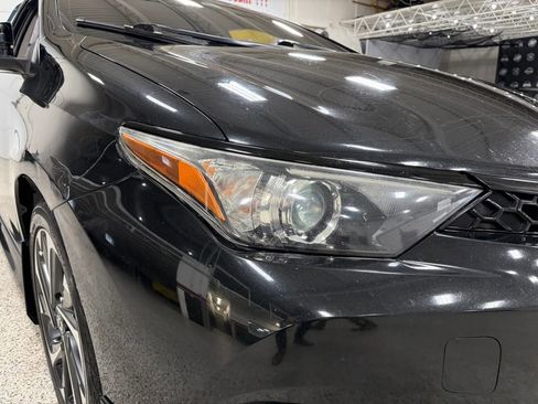 Used 2017 Toyota Corolla iM image 6