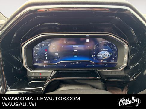 Used 2022 Chevrolet Silverado 1500 RST AWD/4WD image 15