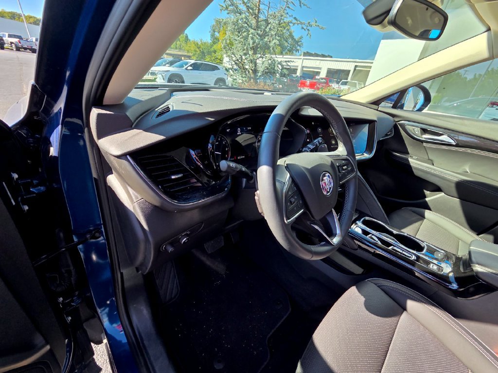 Used 2023 Buick Envision Essence FWD image 14