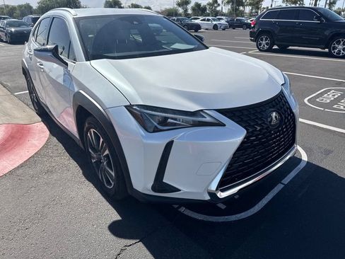 Used 2020 Lexus UX 250h AWD/4WD image 3